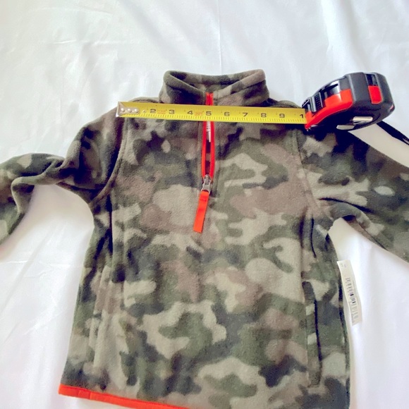 Kids, Toddler (2T) Camouflage Fleece Pullover. Pocket in front for hands. NWT - Picture 8 of 10